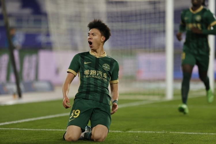 国安时, 成为第一位