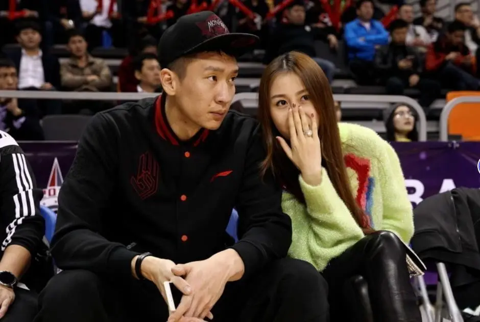 年的篮球训, msn, 同时拿到C